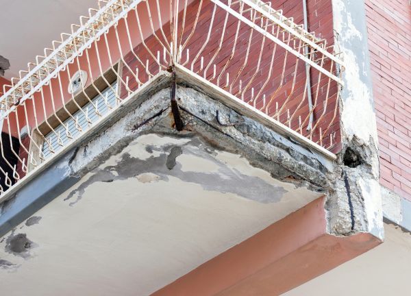 Cost of Concrete Balcony Repair in Evansville