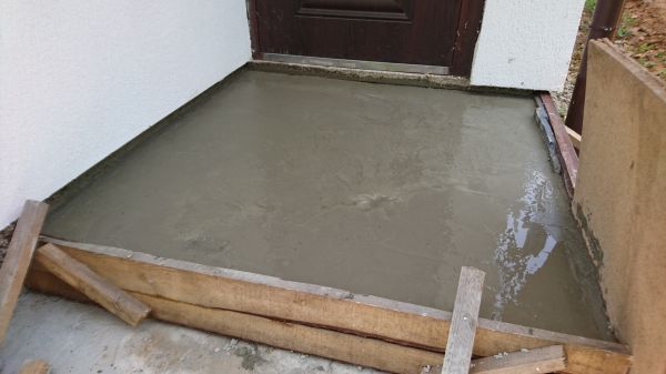 Entryway Concrete Repair in Evansville