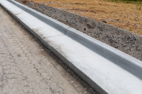 Cost of Concrete Curbing Repair in Evansville